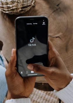 pexels-cottonbro-5081930