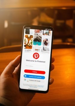 pexels-indraprojectsofficial-27552011